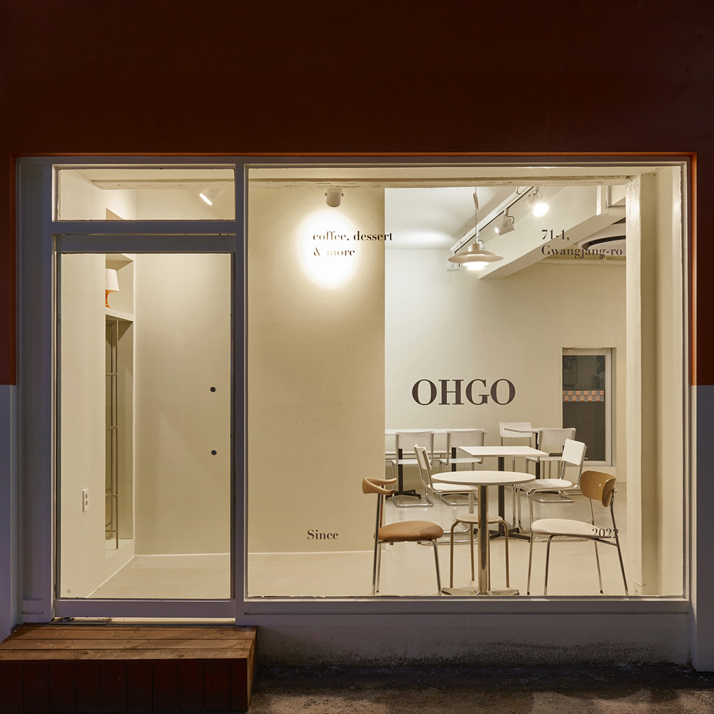 色彩丰富的咖啡厅设计-13