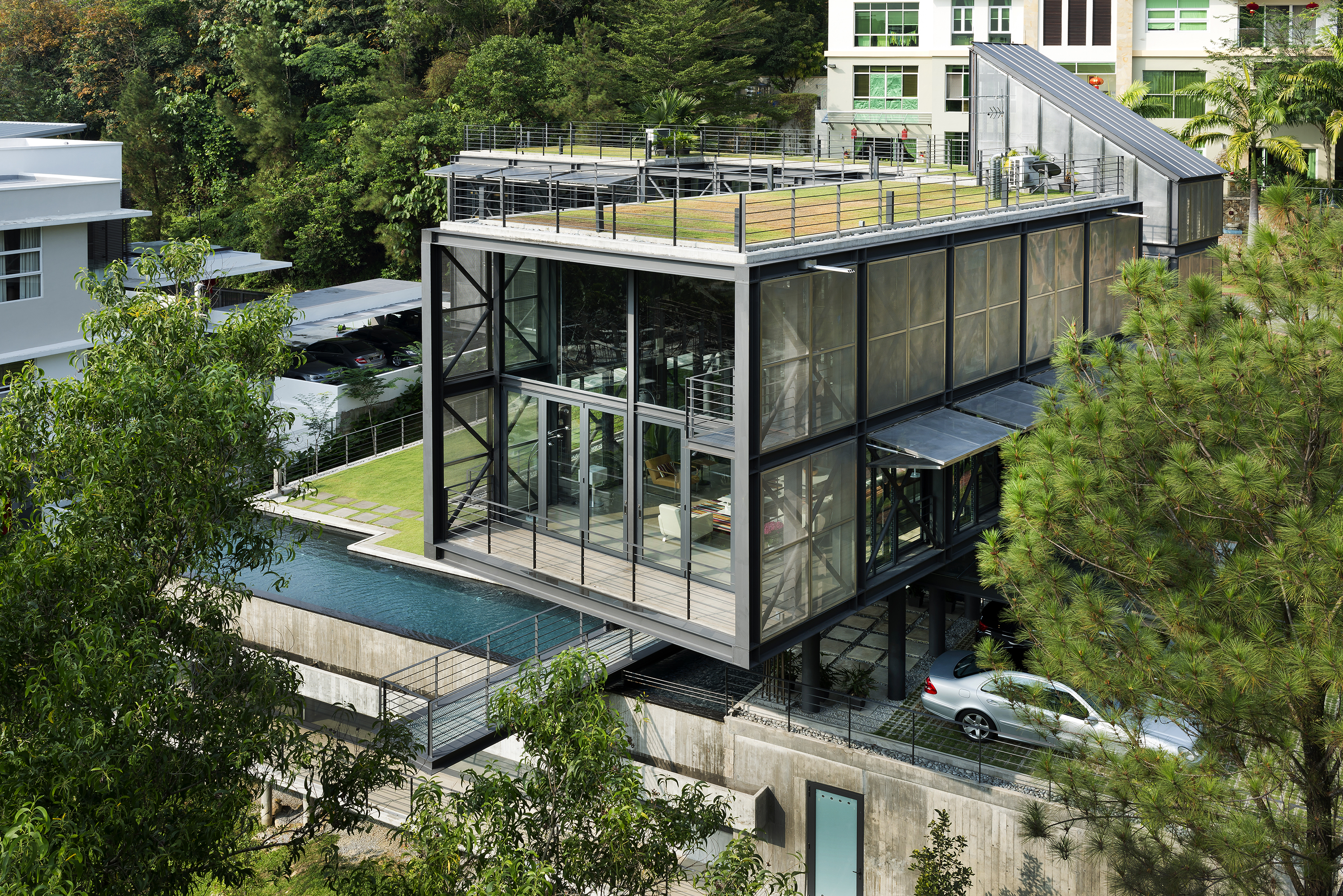 Cantilever House | Design Unit Sdn Bhd-16