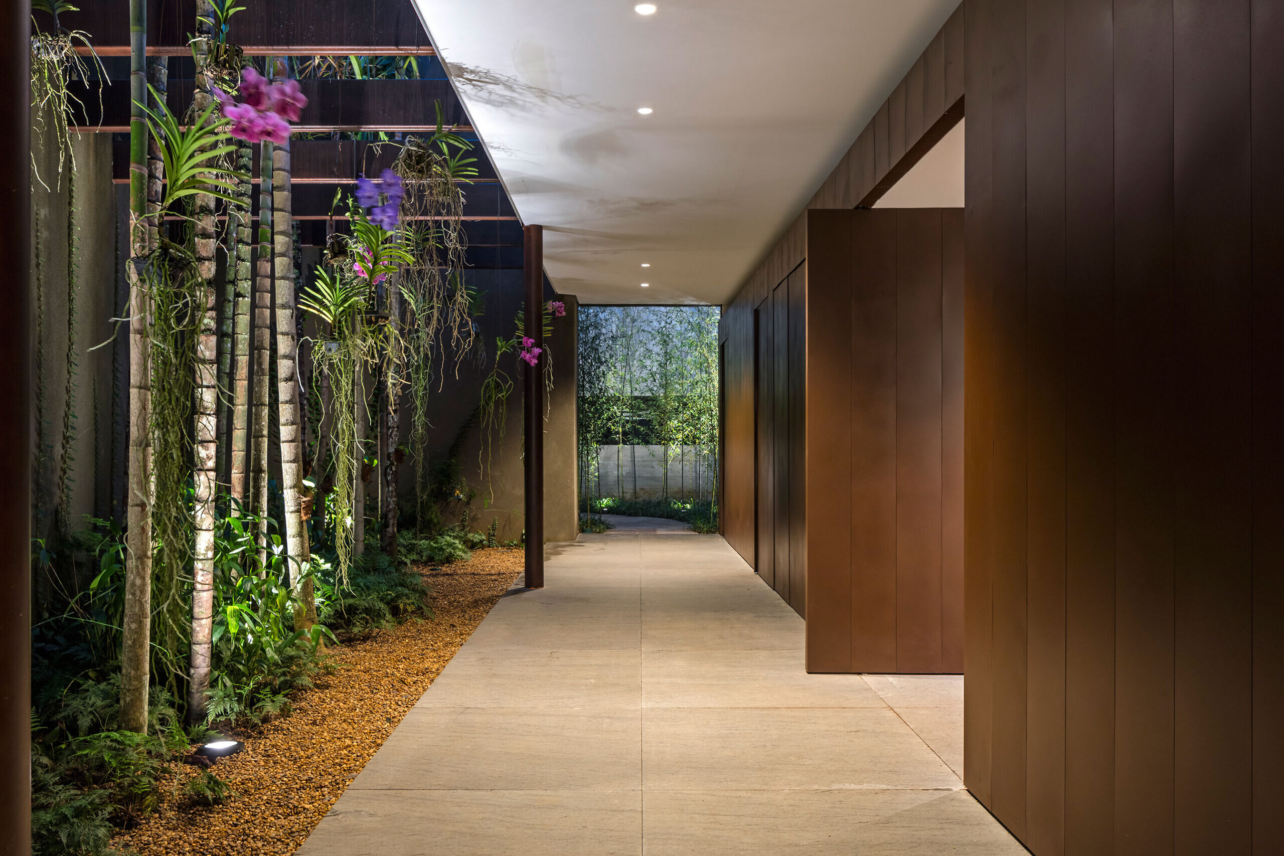 热（JE）居所 + 附属建筑

注：这里Ane·o推测可能是anexo （在葡萄牙语、西班牙语等语言里有附属建筑、附加物等意思 ），因根据现有信息难以百分百确认，若与实际不符，请补充更多背景信息 丨Cape VerdePaul丨Jacobsen Arquitetura-36