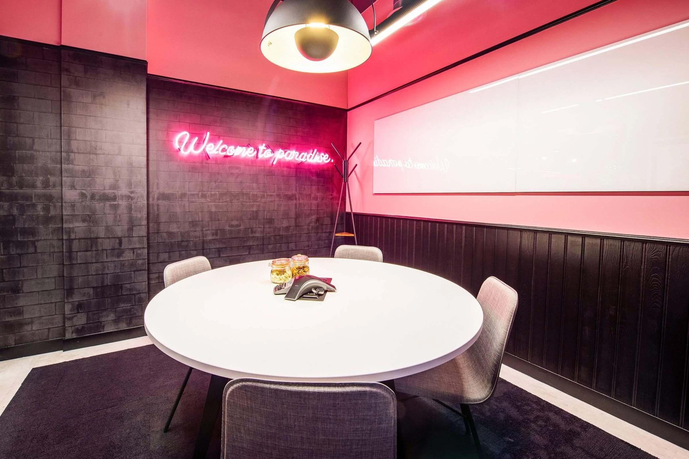 伦敦 Soho 区的活力办公空间-21