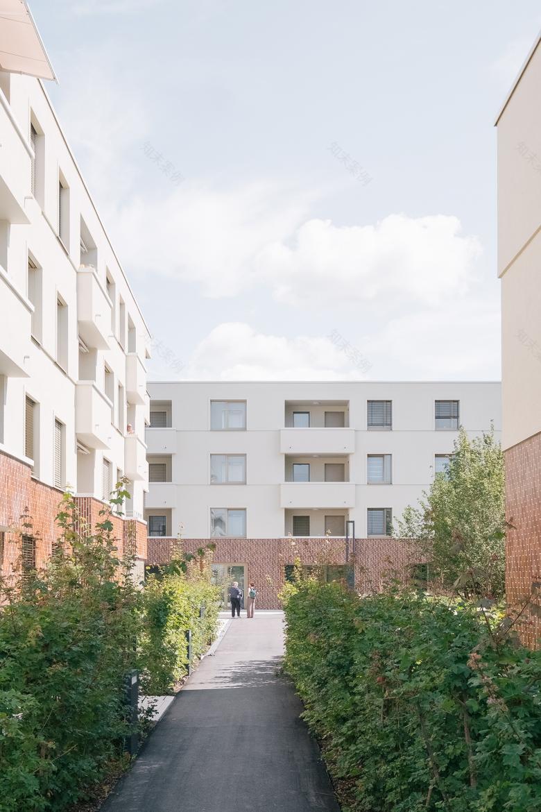 在冰湖旁居住丨德国-10