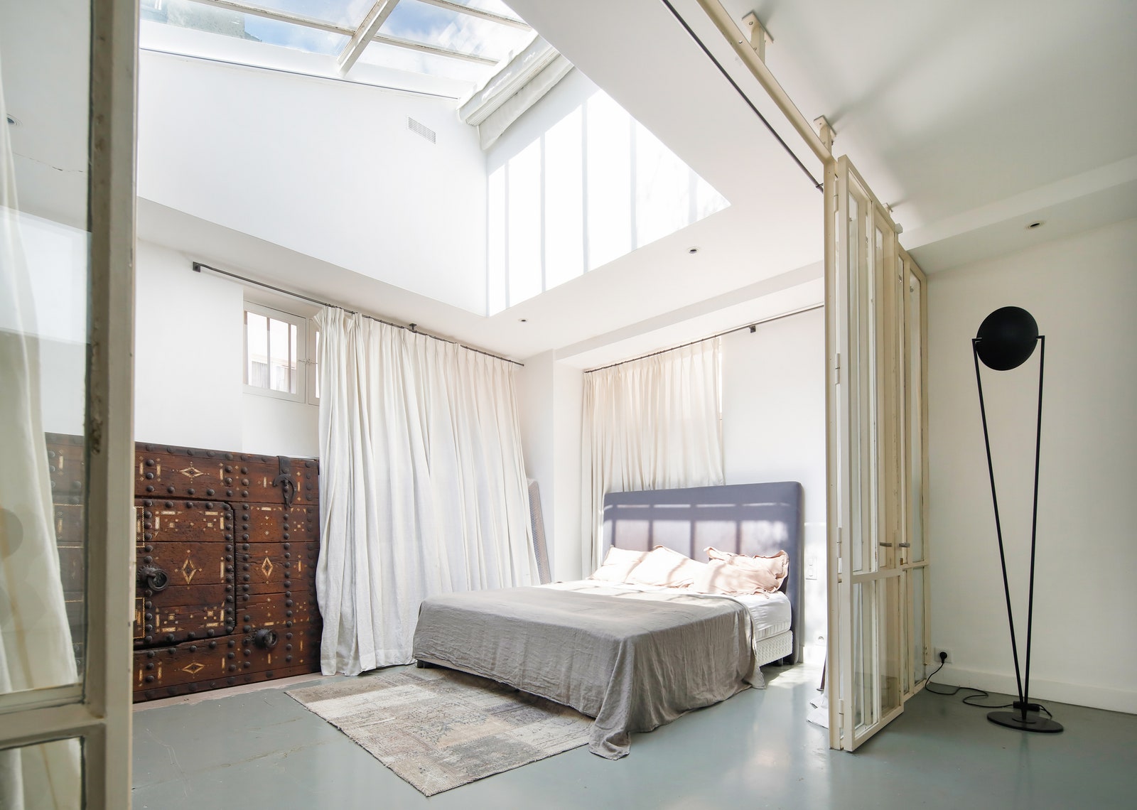 巴黎圣日耳曼区，Andrée Putman 豪华阁楼出售-11