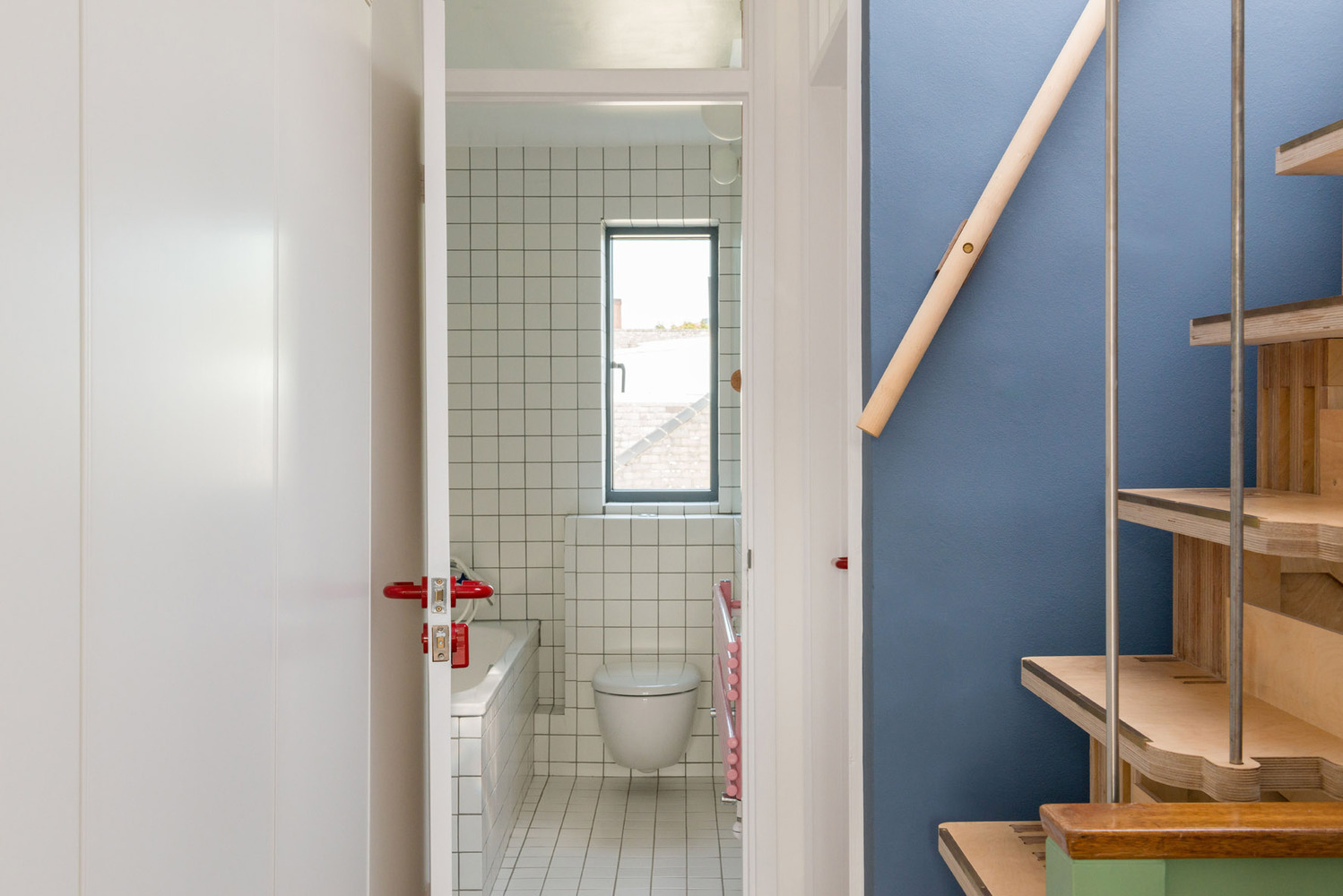 伦敦 60 年代钟楼住宅的现代改造-61