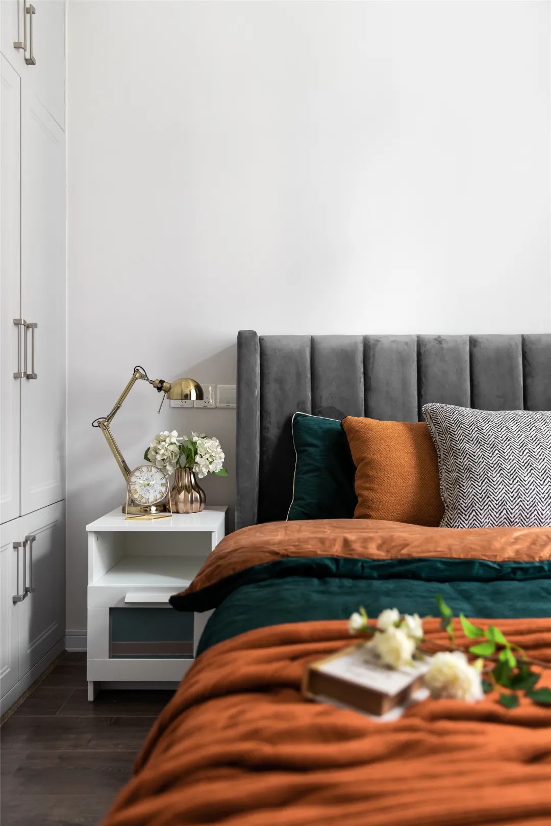 奇幻之家 | 蓝橙激情碰撞的梦幻空间-33