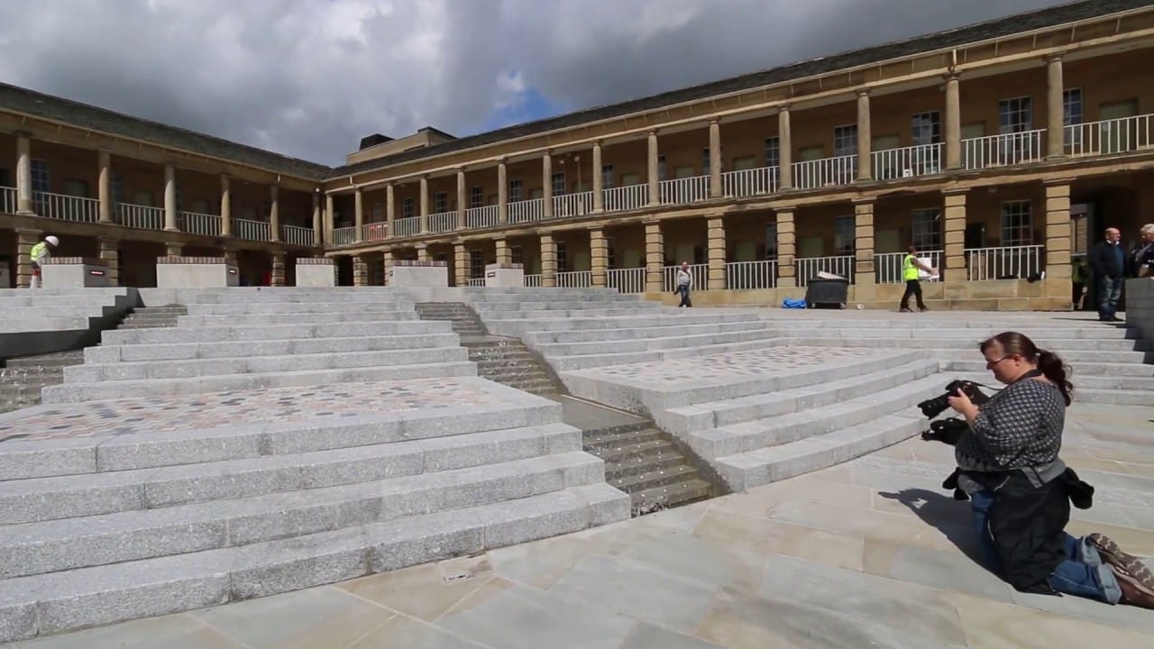 英国哈利法克斯 Piece Hall 广场 · 历史建筑的现代复兴-21