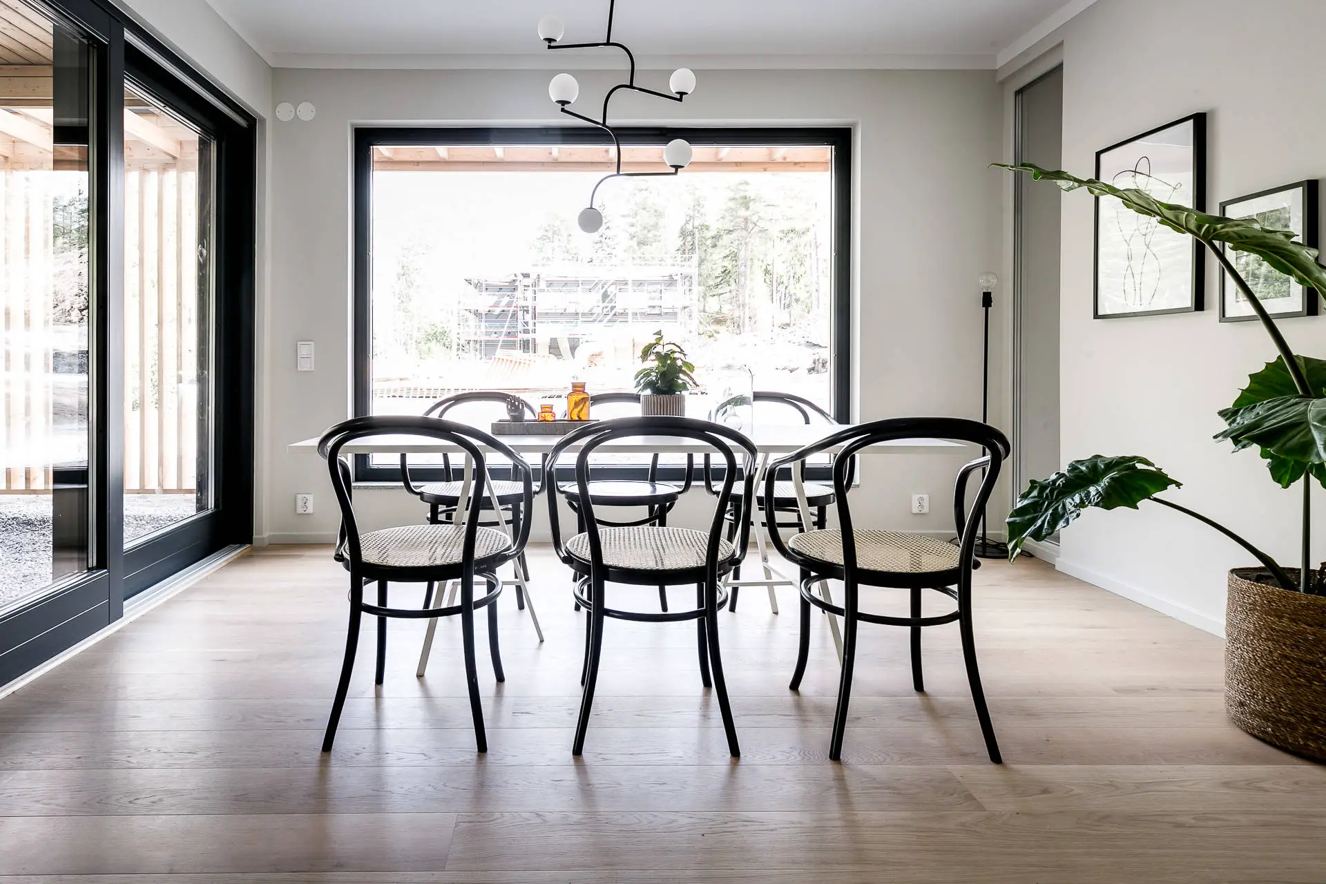 瑞典木质立面建筑共享景观与生活空间-6