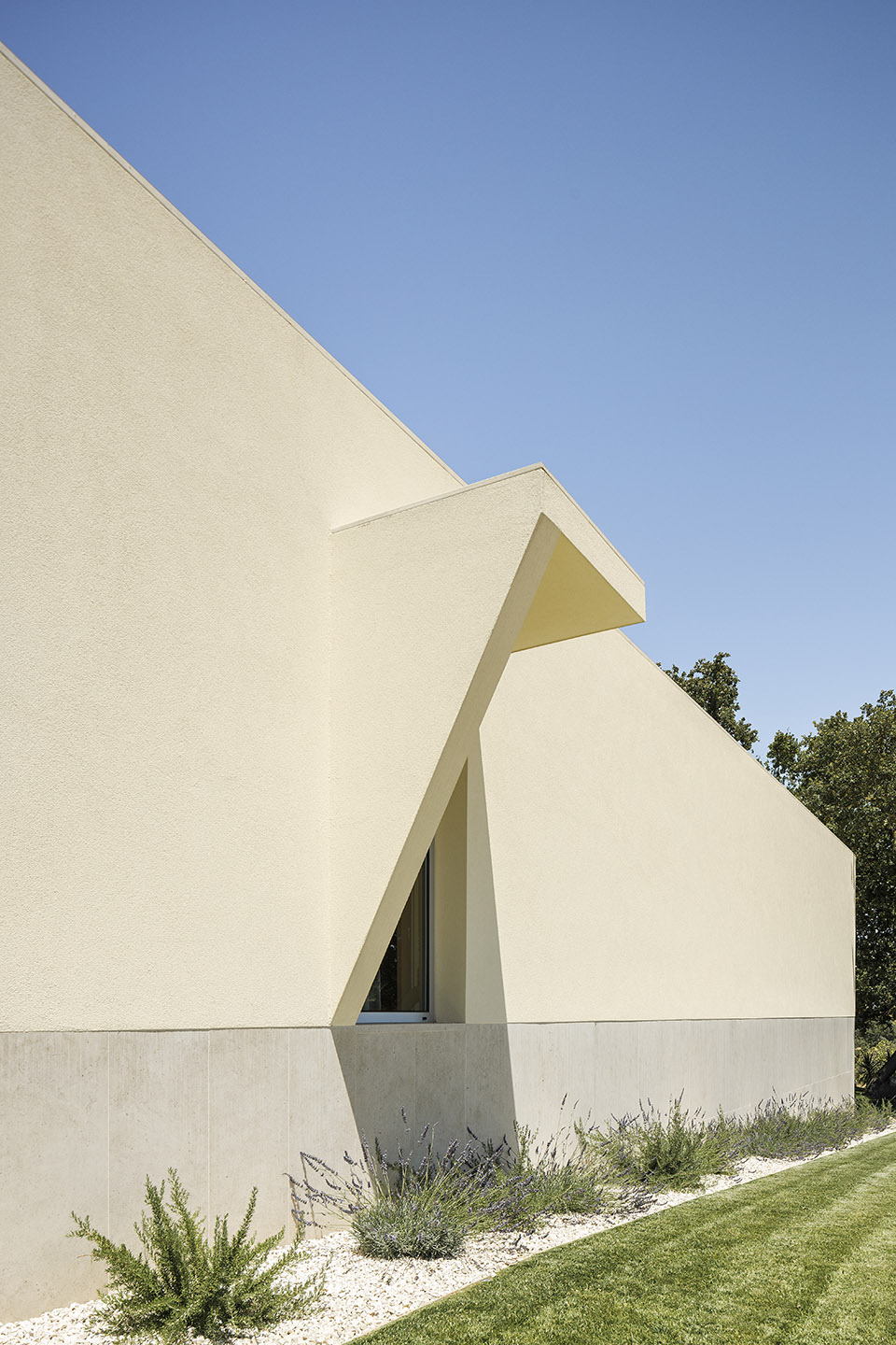 葡萄牙 Santarém 住宅丨dp Arquitectos-14