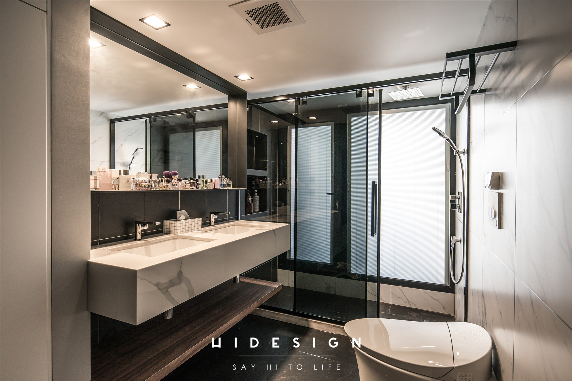 深色工业风重塑阿斯加德,功能分区打造年轻夫妻理想居所-40