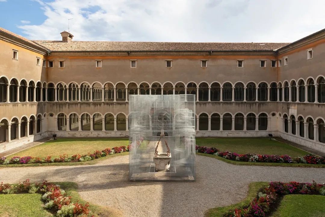 骶骨的；骶部的丨意大利丨Edoardo Tresoldi-27