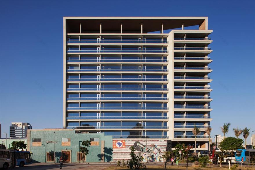 法利亚利马广场办公室-2