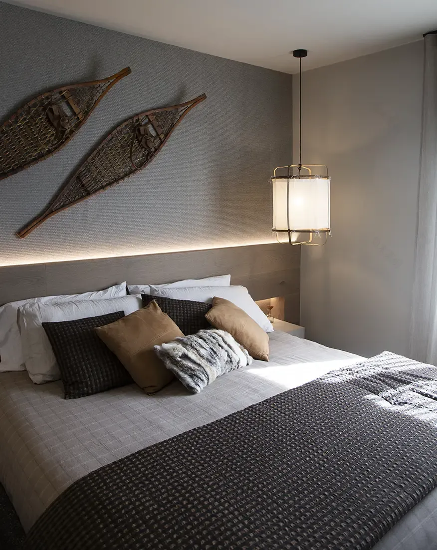 西班牙 Pyrenees 家庭避难所 | 灰色调与自然元素的完美结合-8