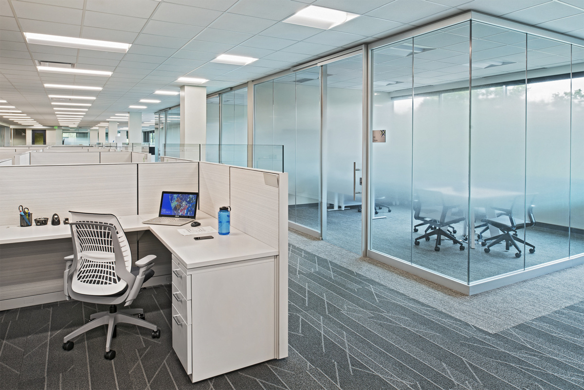 Home Point Financial Ann Arbor 办公室 - 自然光线与协作空间的完美结合-18