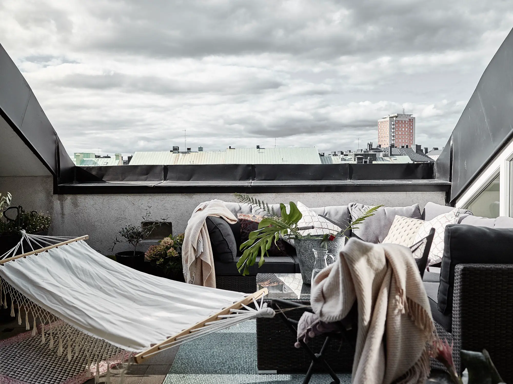 "斯德哥尔摩特色 loft，超大空间里的宁静天堂"-25