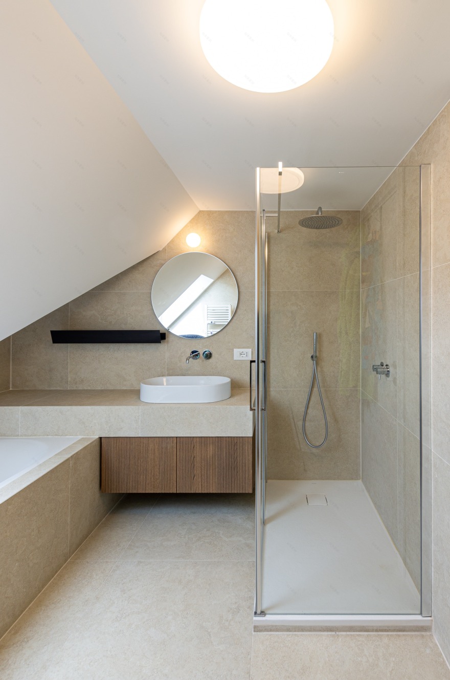 意大利 Trieste 的舒适之家丨RNDR studio-24