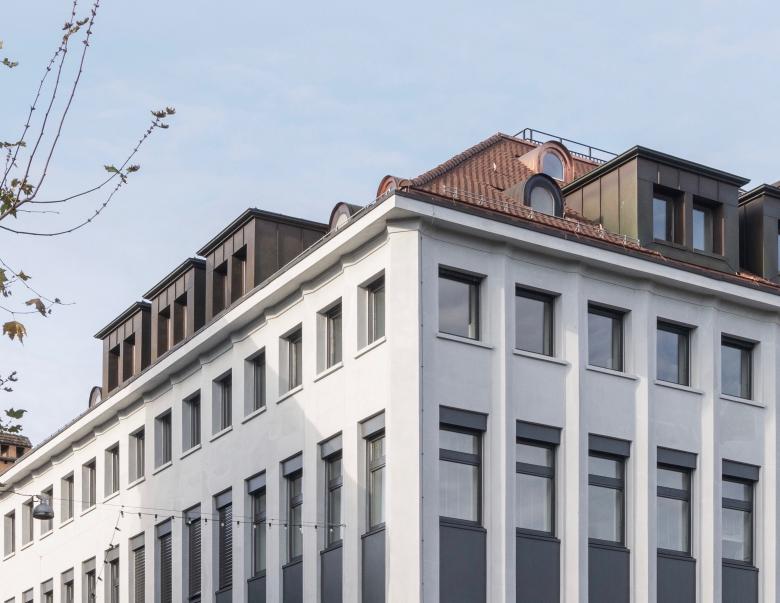 Andreas Marti & Partner Architekten AG丨Ausbau zweite Dachgeschossebene und Sanierung Fassade丨瑞士-0