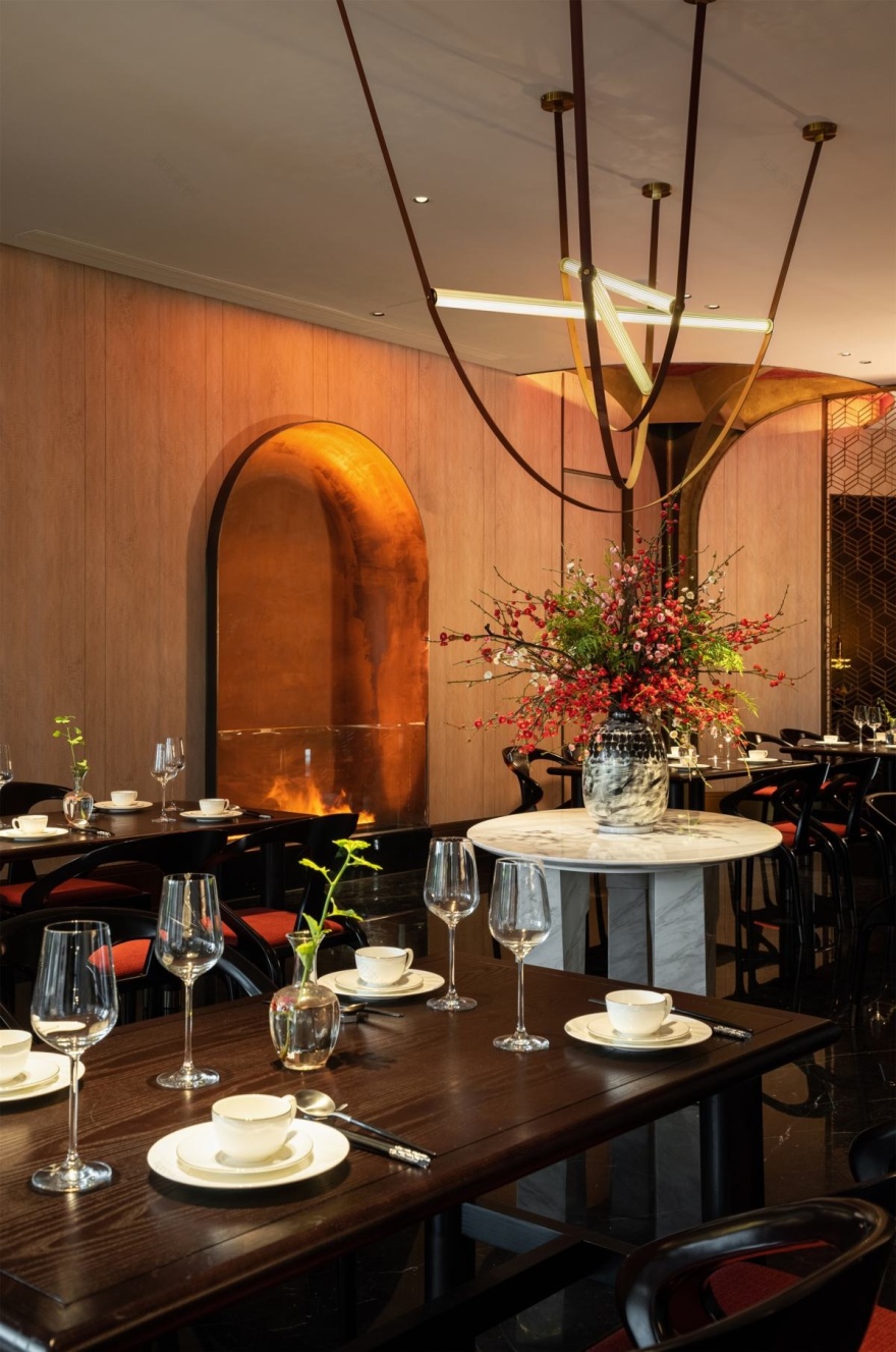 陆朝·临江台丨中国南京丨梵池设计创意-26