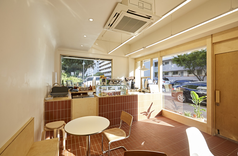 "白色木屋咖啡厅 | 温馨而时尚的设计"-7