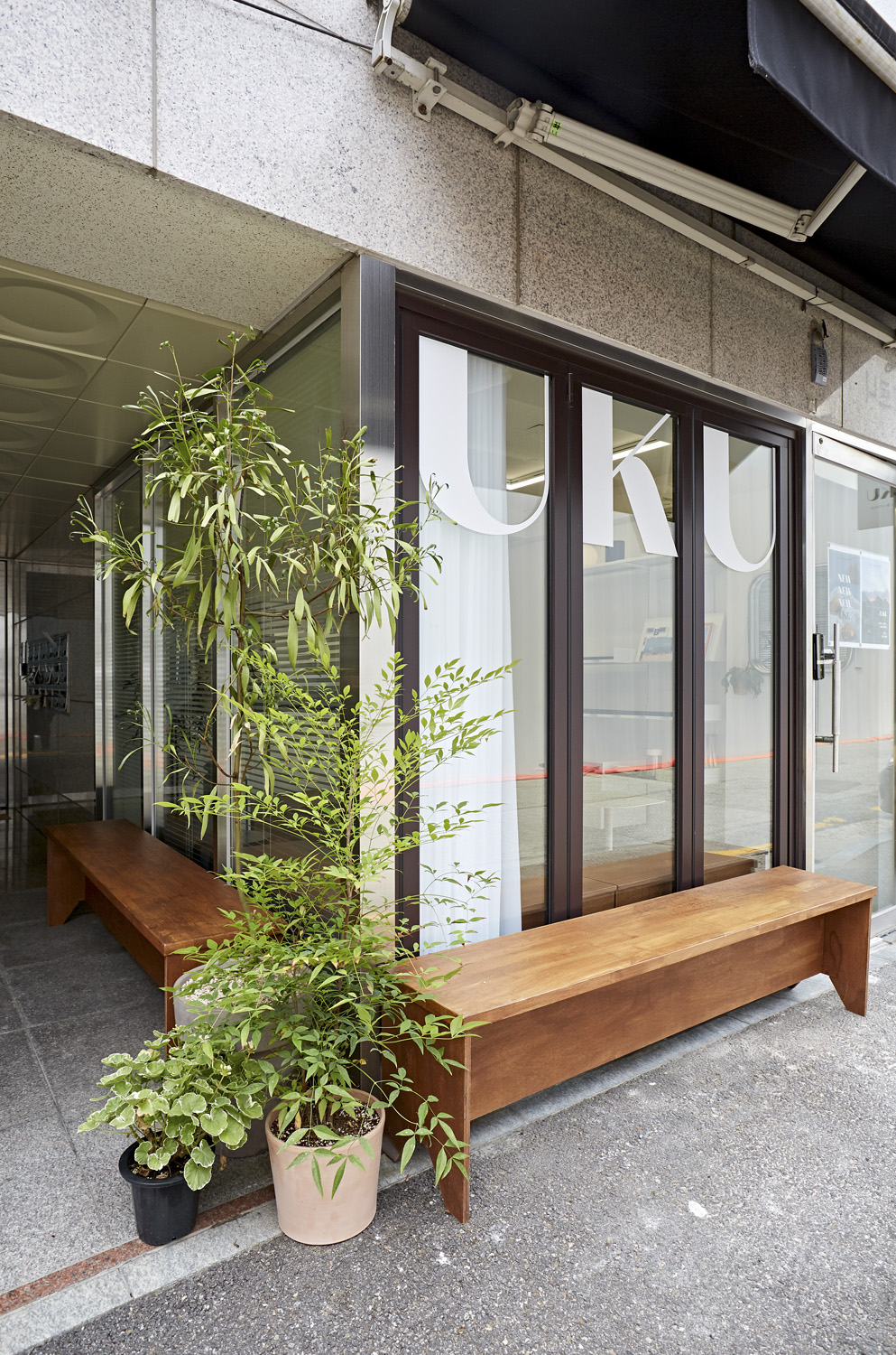 干净利落的 7 坪小餐厅 | 乌克兰设计师的完美创作-16