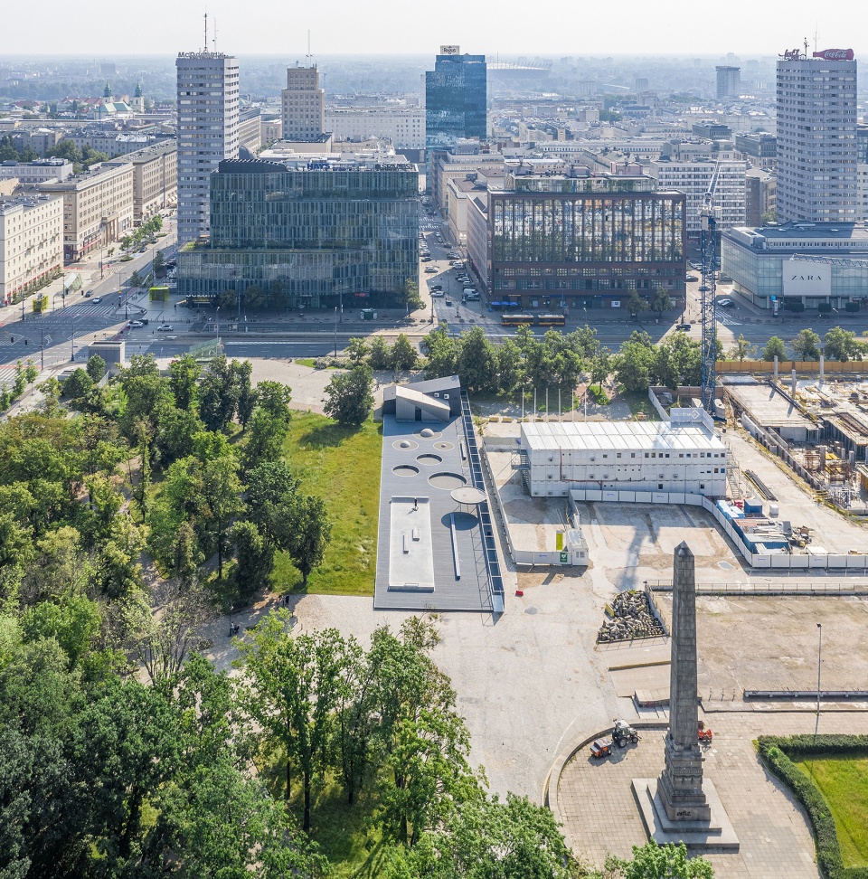 波兰华沙 TARAS 公园丨Marcin Kwietowicz,Michał Sikorski-3