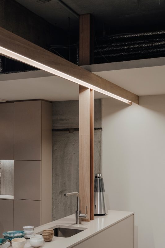 奇宇美发沙龙（此处qiyu根据拼音推测为品牌名称进行中文实名翻译，若不是此含义请提供更多背景信息） -40