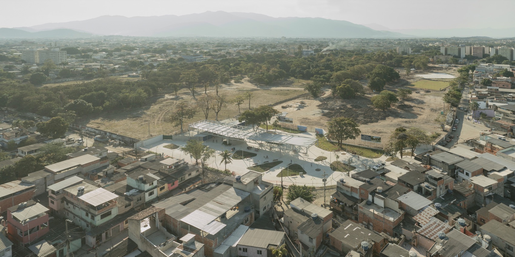 Realengo 公园集市广场丨巴西里约热内卢丨Carlos Zebulun 等-2