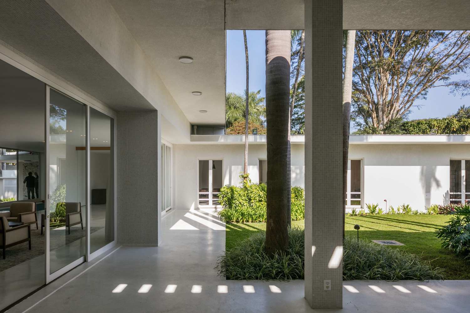 巴西 Campo Belo Residence 现代主义风格翻新-22