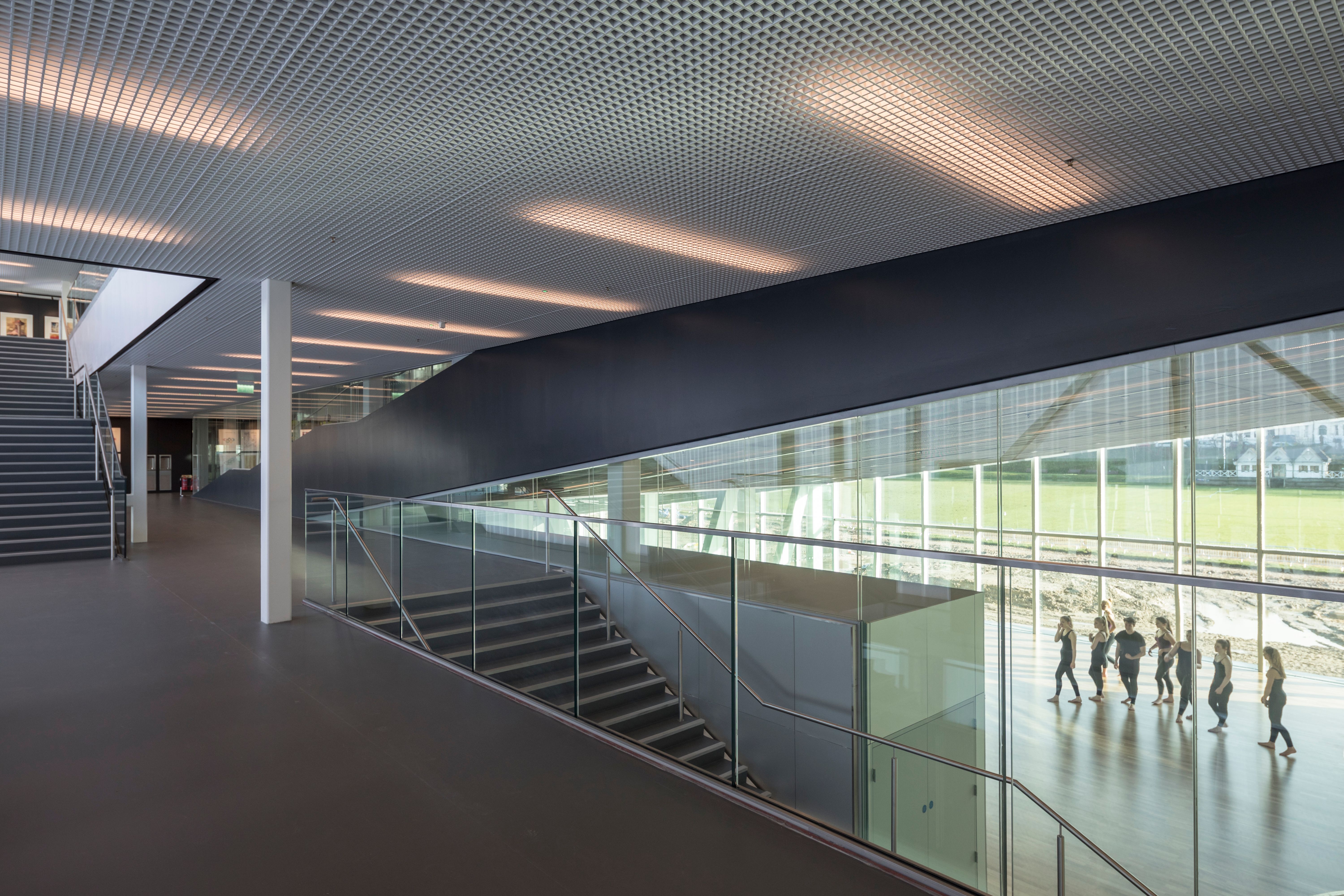 Brighton College 科学体育教学楼-29