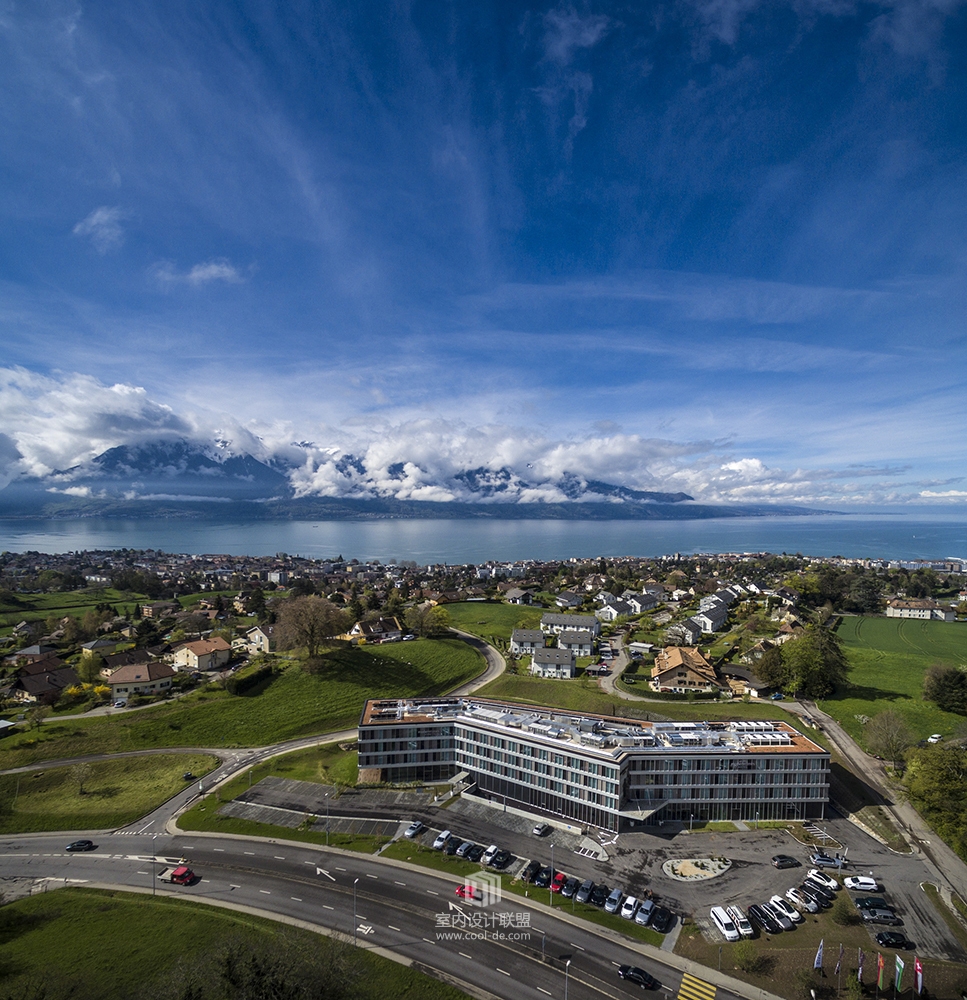 瑞士摩登时代酒店 / Itten+Brechbühl-24