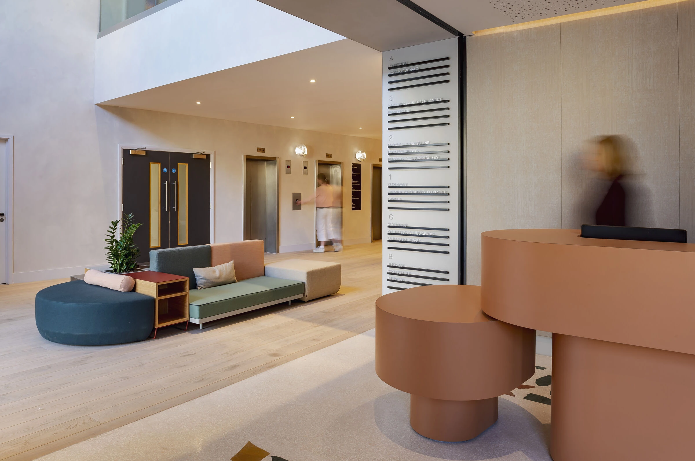 英国南安普敦 Mountbatten House 海滨风格办公室设计丨Hawkins,Brown,bUd studio-12