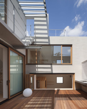 日本高番住宅丨K+S Architects