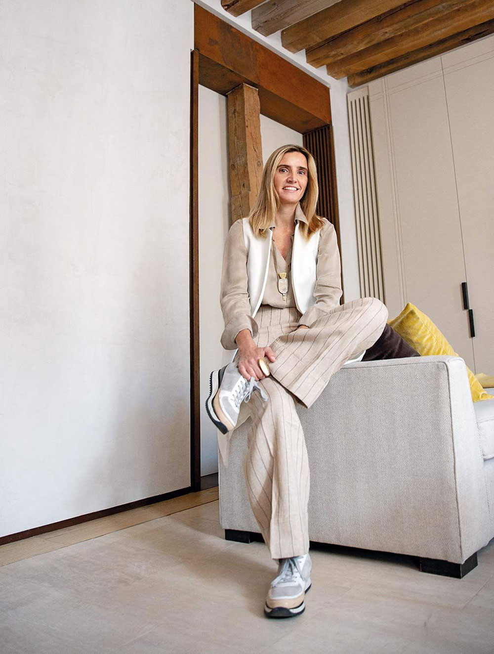 马德里创意无限的装饰公寓设计-6