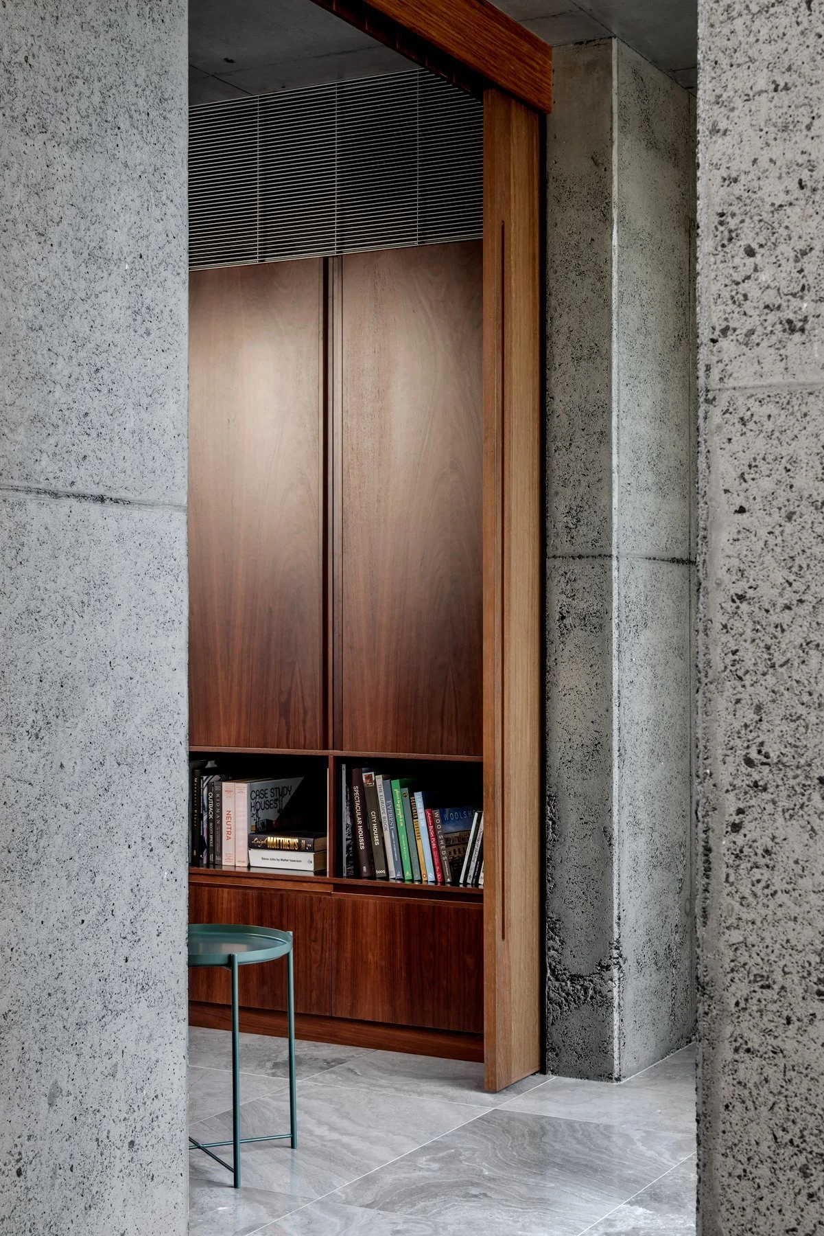 巢穴；鸟巢（需根据具体语境进一步准确理解，Nest有鸟巢之意，常见的如鸟巢（国家体育场）英文便是Bird's Nest ，此外Nest也有泛指的巢穴意思 ）这里姑且先翻译为巢穴  丨澳大利亚布里斯班丨Shaun Lockyer Architects-19