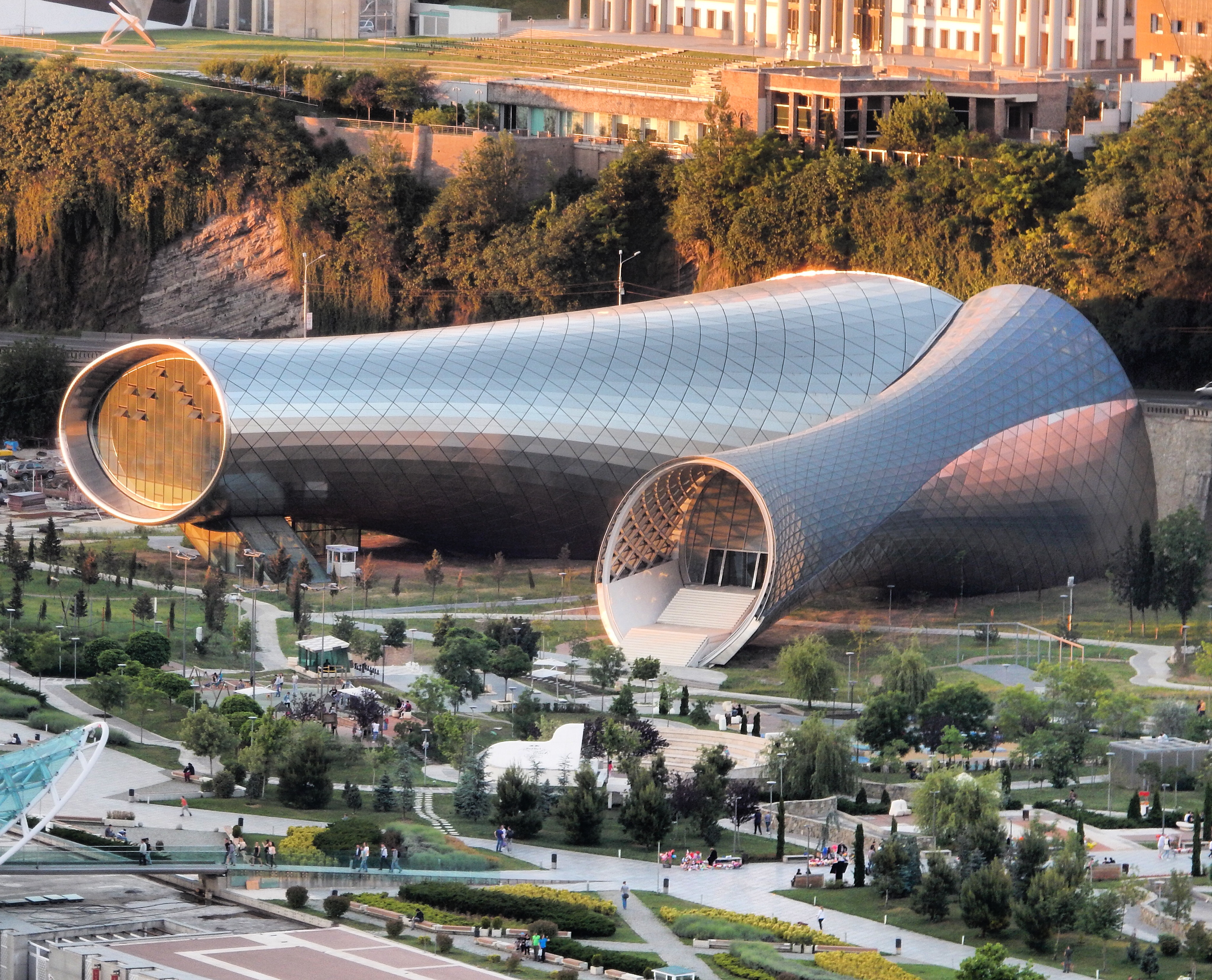 Fuksas 夫妇打造格鲁吉亚绿色公园音乐剧院与展览馆-14