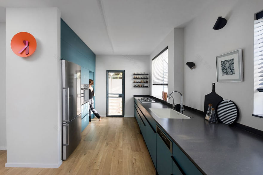 25年房龄私人住宅翻新丨室内设计师Shiri Hayman(שירי היימן)-27