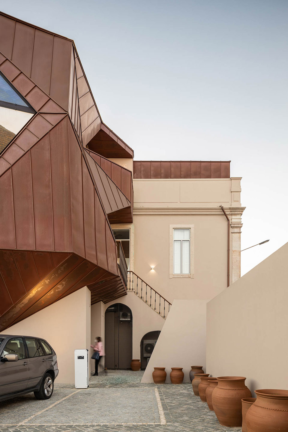 葡萄牙百年的老宅改造的办公楼丨danielmsantos,eng + arq 事务所-37