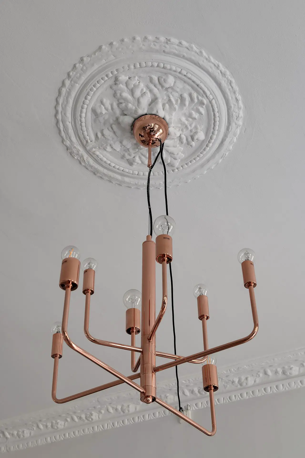 瑞典百年建筑的现代厨房改造-11