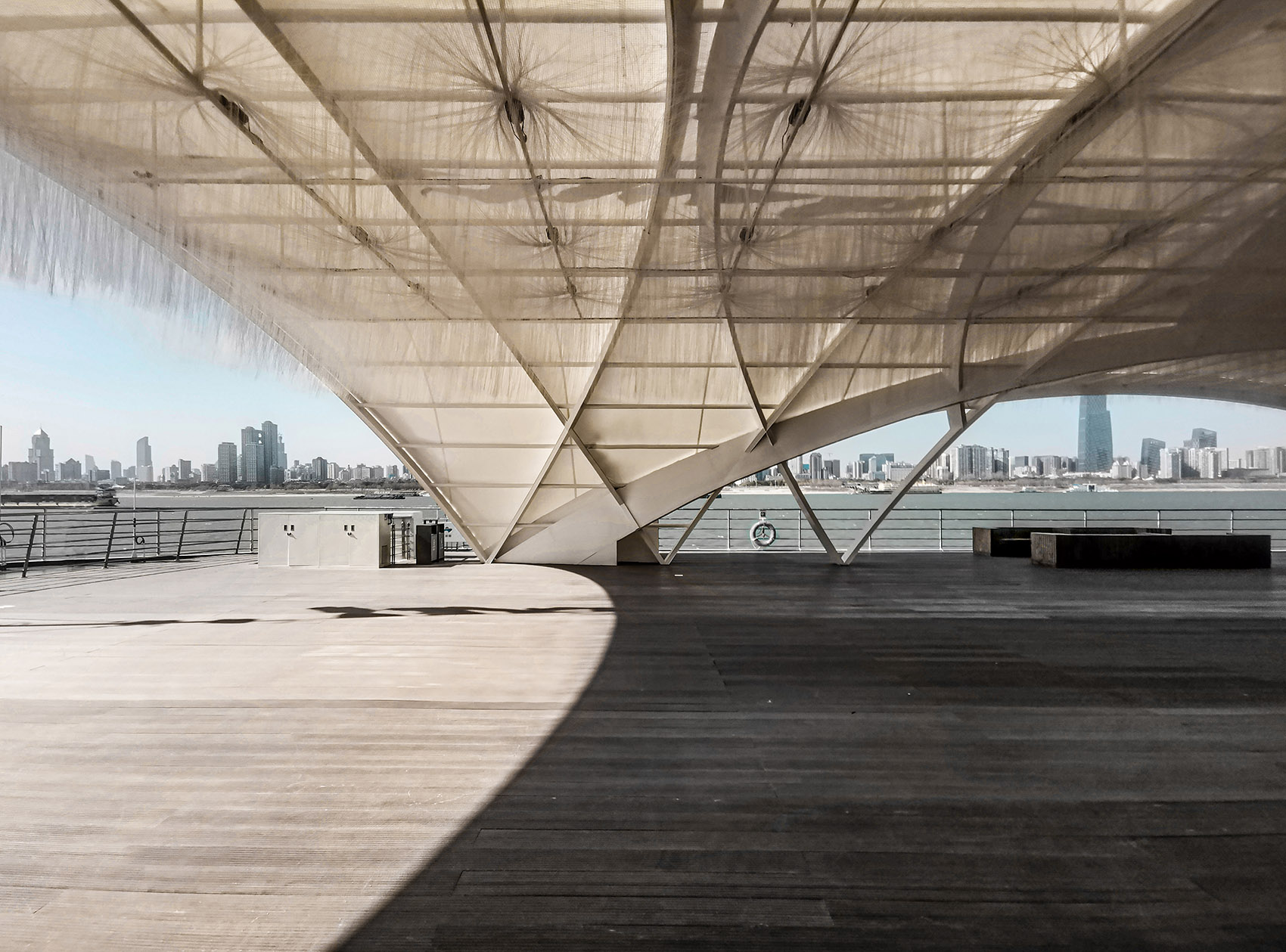 武汉长江婚宴型游船丨中国武汉丨华中科技大学建规学院+青·微舍工作室-15