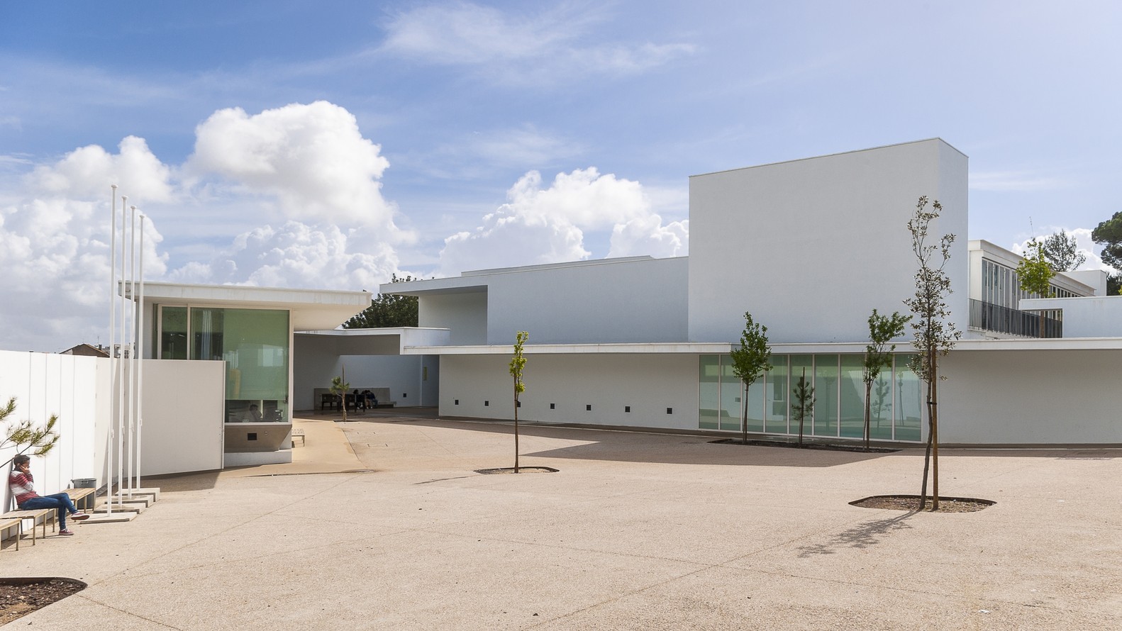 Lima de Freitas School Renovation  Ricardo Carvalho + Joana Vilhena Arquitectos-28