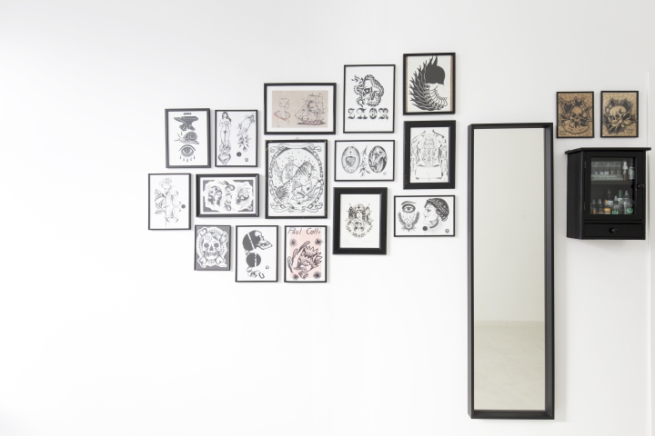 黑白极简双色纹身店-34