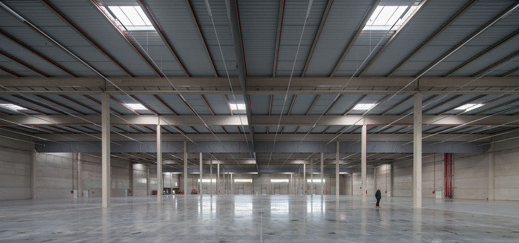 简约高效，自然采光 | JATA 新总部设计-19