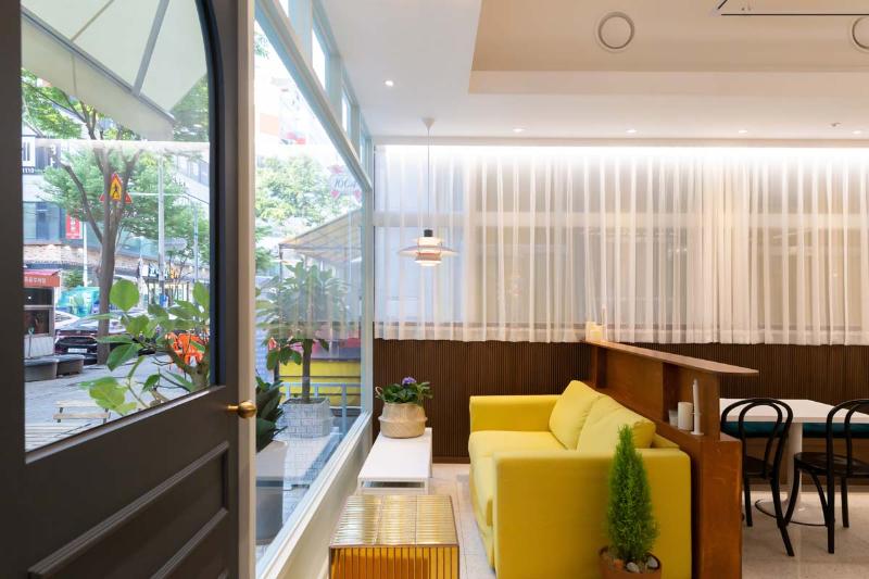 22 平米温馨小咖啡馆，打造温暖空间-14