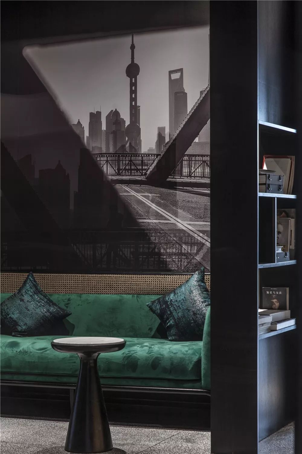 曾建龙打造“黛瓦宴” | 旧火车站中的新餐饮空间实验-86