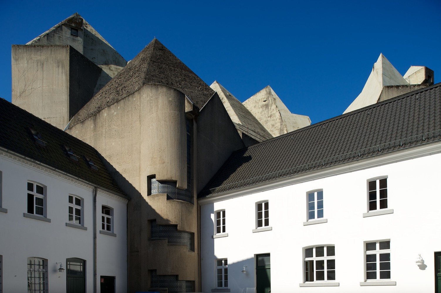AD Classics Neviges Mariendom  Gottfried Böhm-57