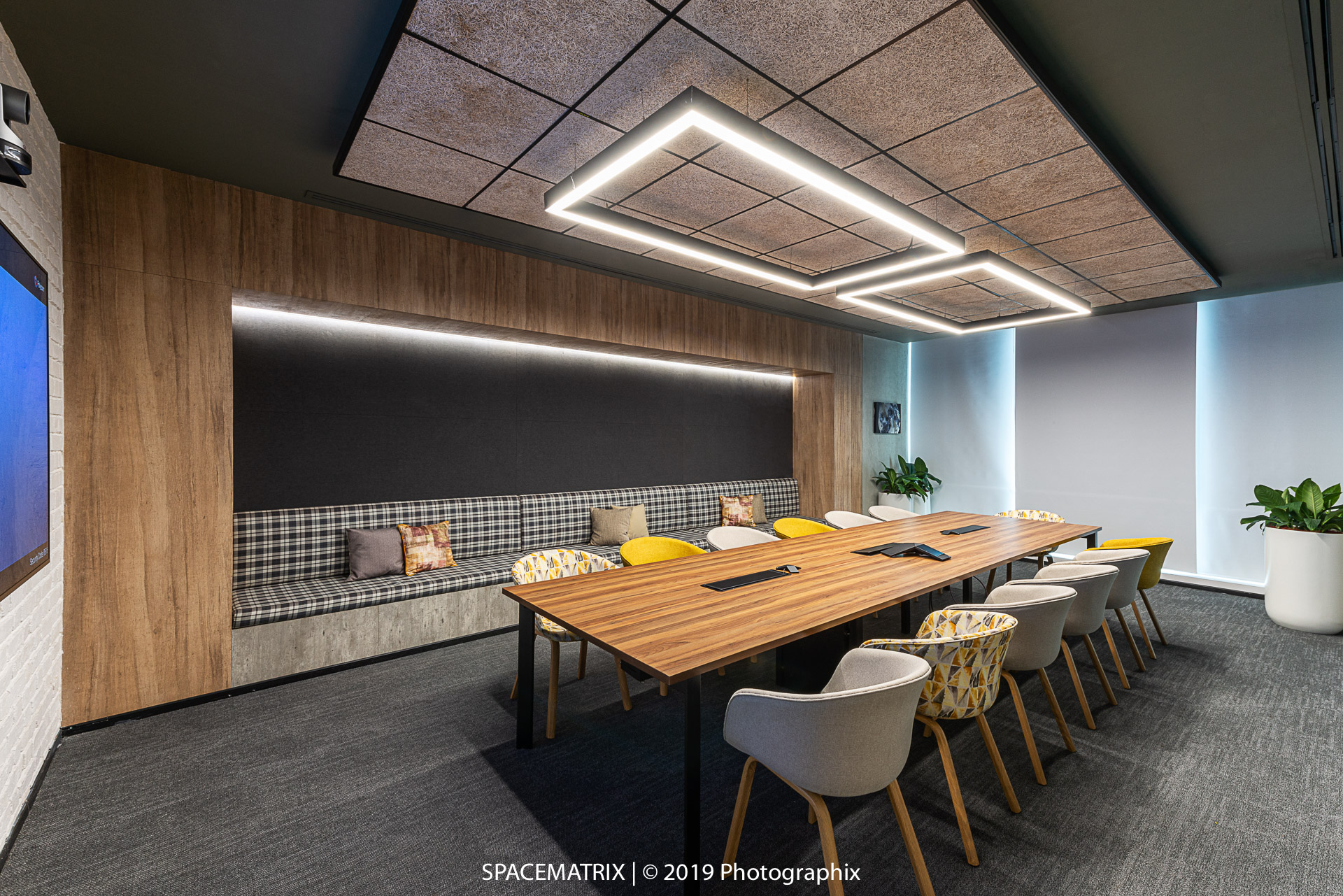 BrowserStack 办公室设计-36