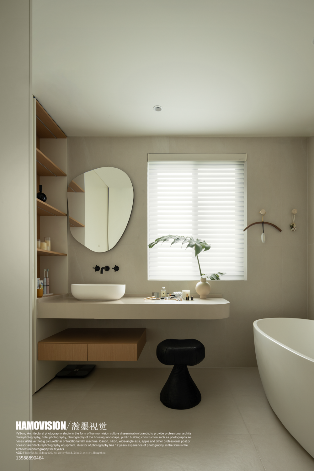 奶油色空间中的极简艺术丨中国上海丨年·演播室-71