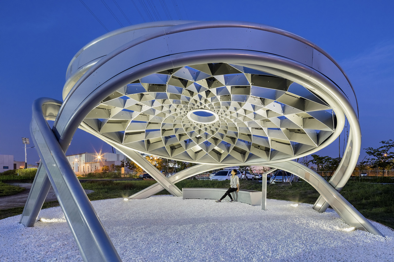 太阳能松果雕塑花园-25