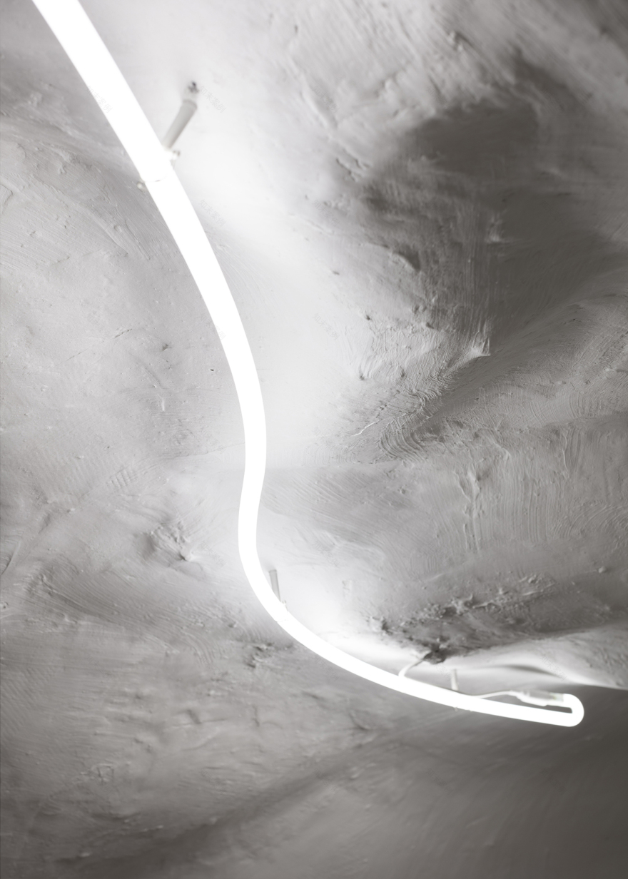 Selenite Dreams 临时展览丨瑞士丨BUREAU-31