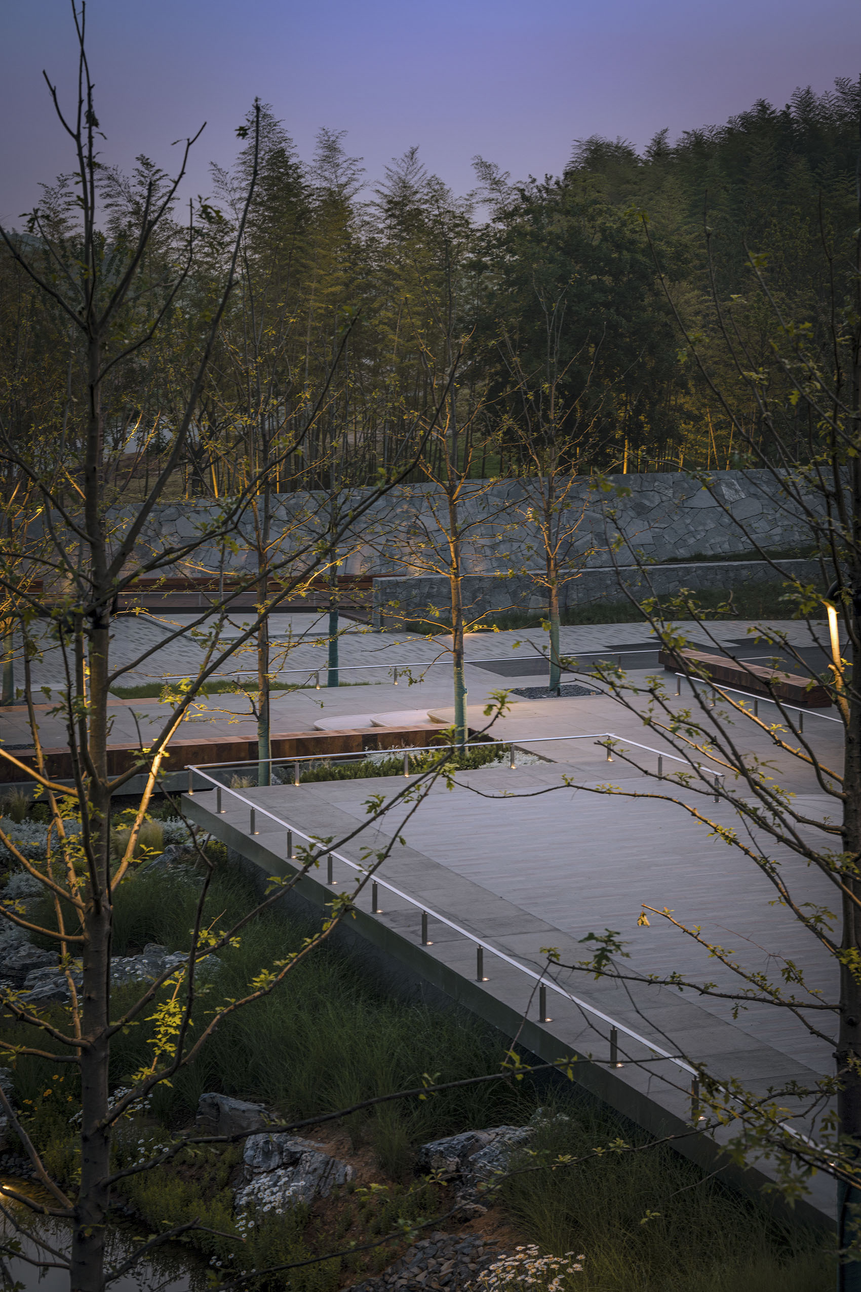 荒野中的明灯 · 宜兴窑湖镇青鱼湖公园丨Change Studio-27