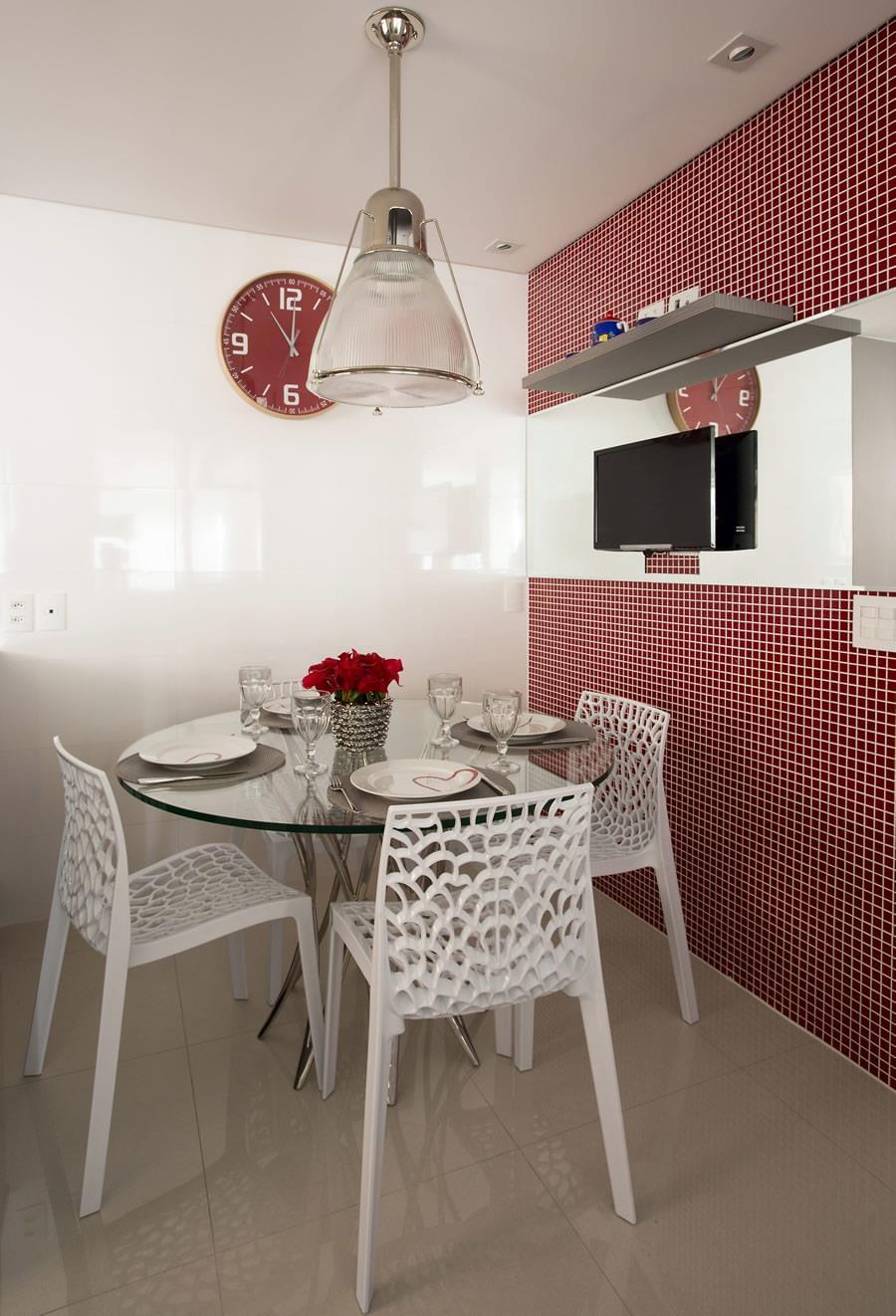 巴西设计师Érica Salguero 的木质玻璃公寓设计-9