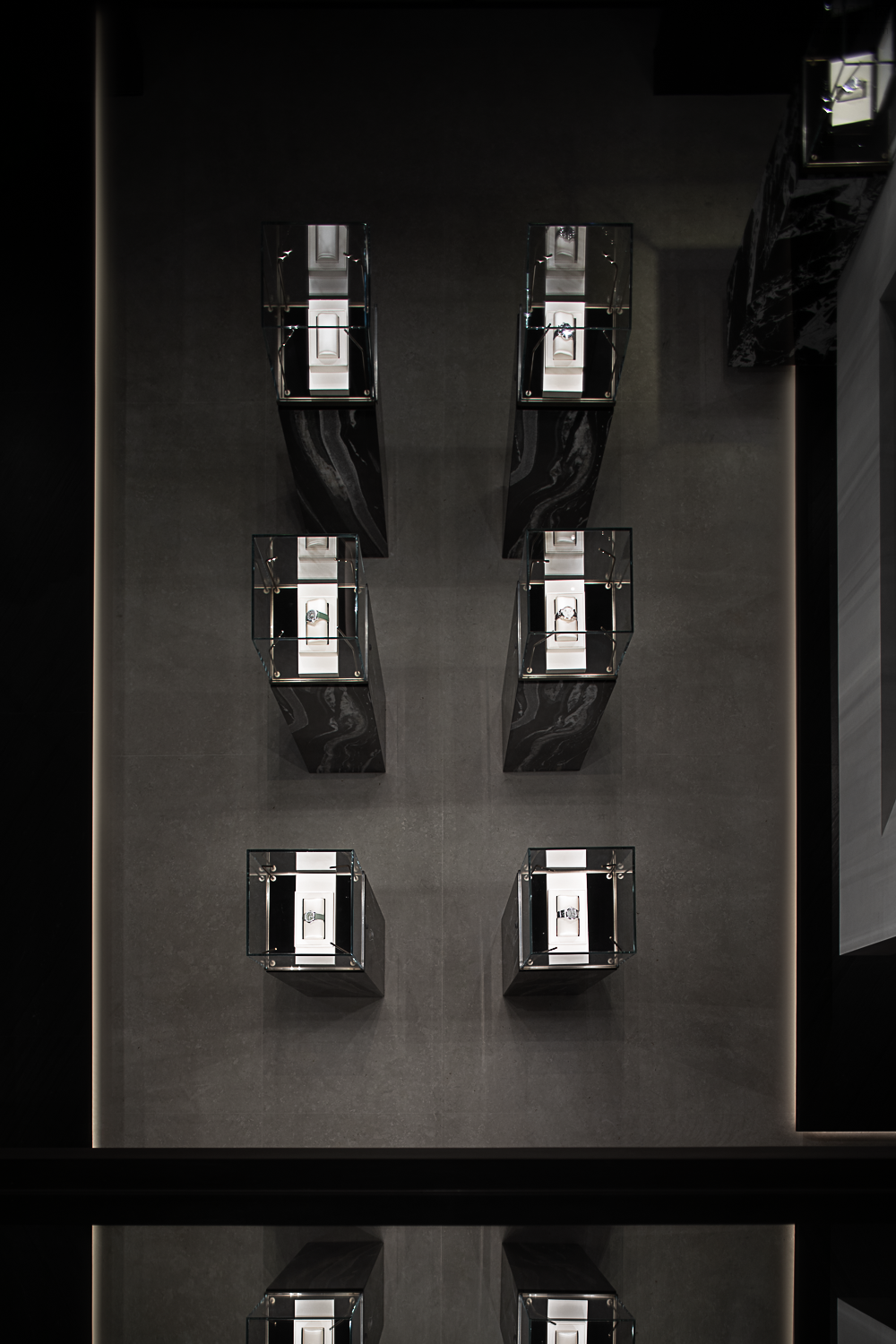 台州 165㎡奢侈品店丨中国台州丨观诺设计-19